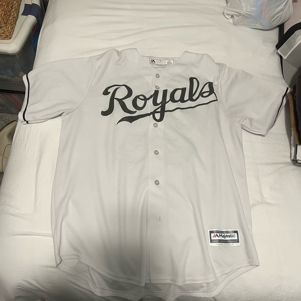 Men’s Kansas City royals jersey size large